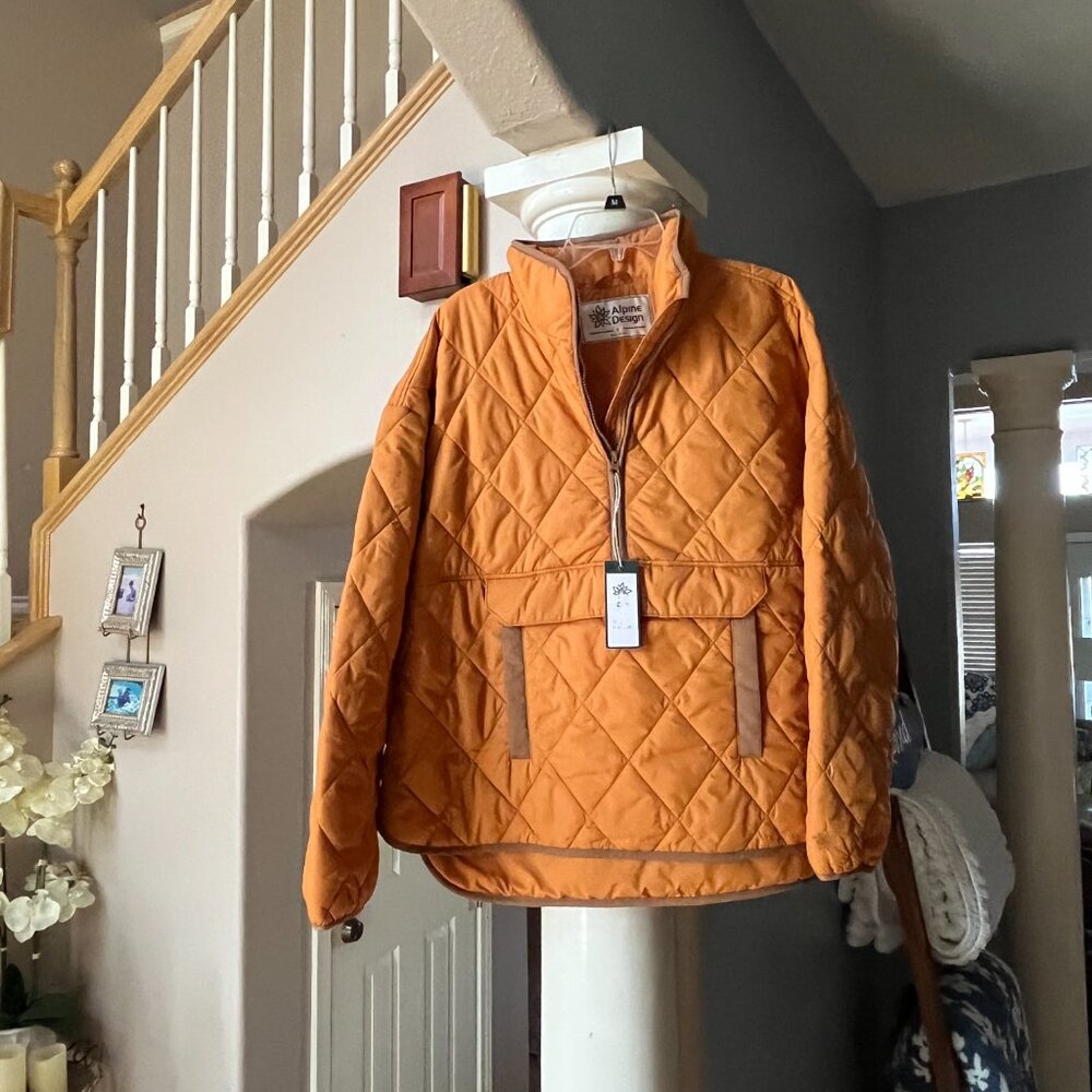 Light pullover puffer jacket. NWT - image 3